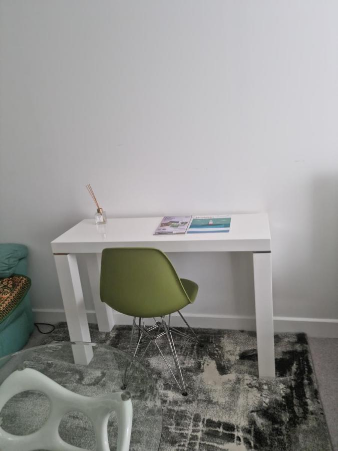 Large Room With Netflix 纽黑文 外观 照片