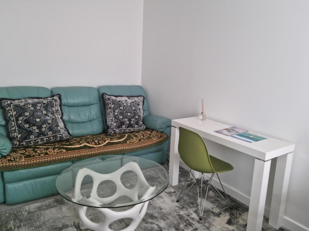 Large Room With Netflix 纽黑文 外观 照片